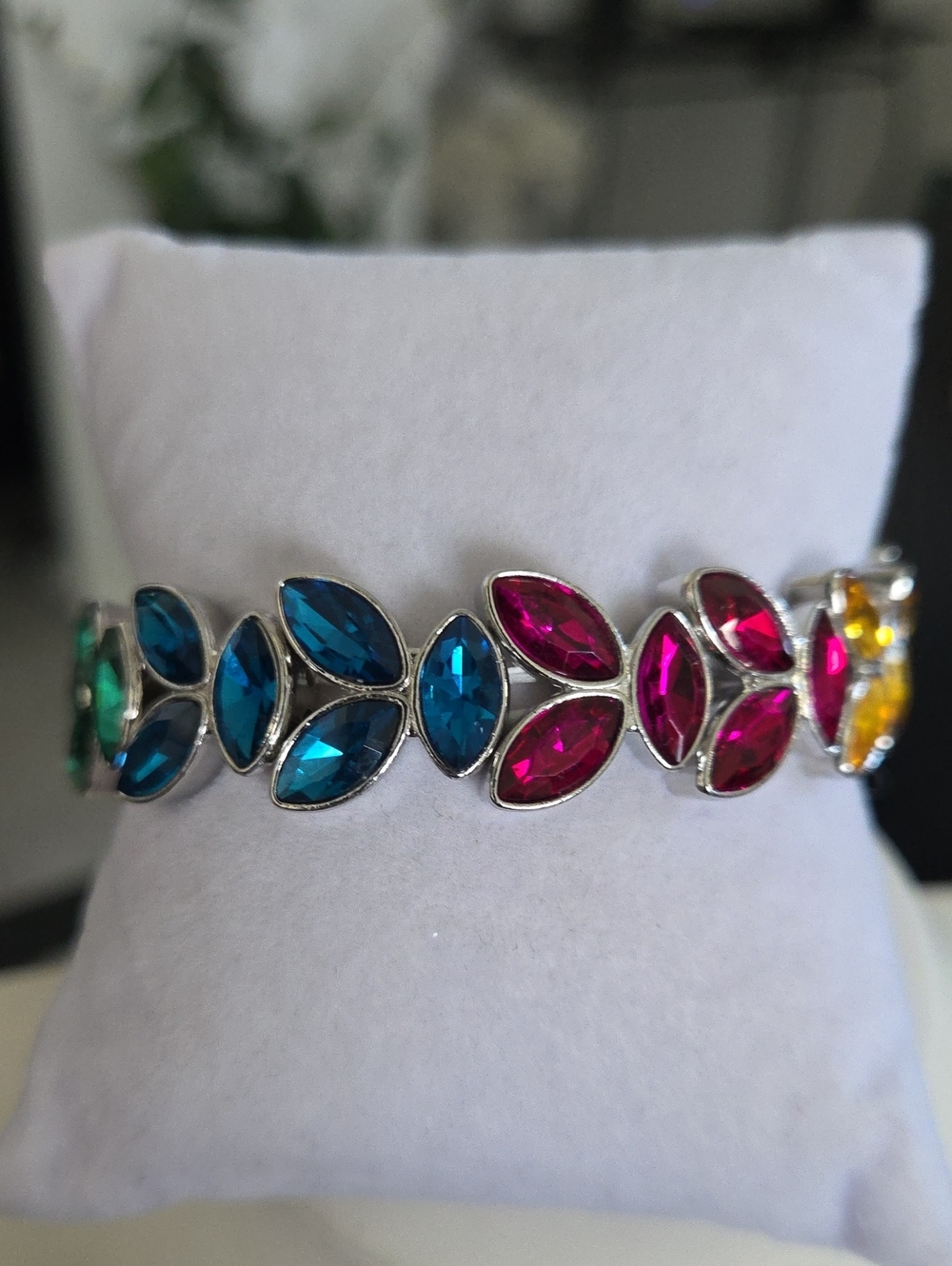 Paparazzi Gilden Gardens Multi Bracelet NWT